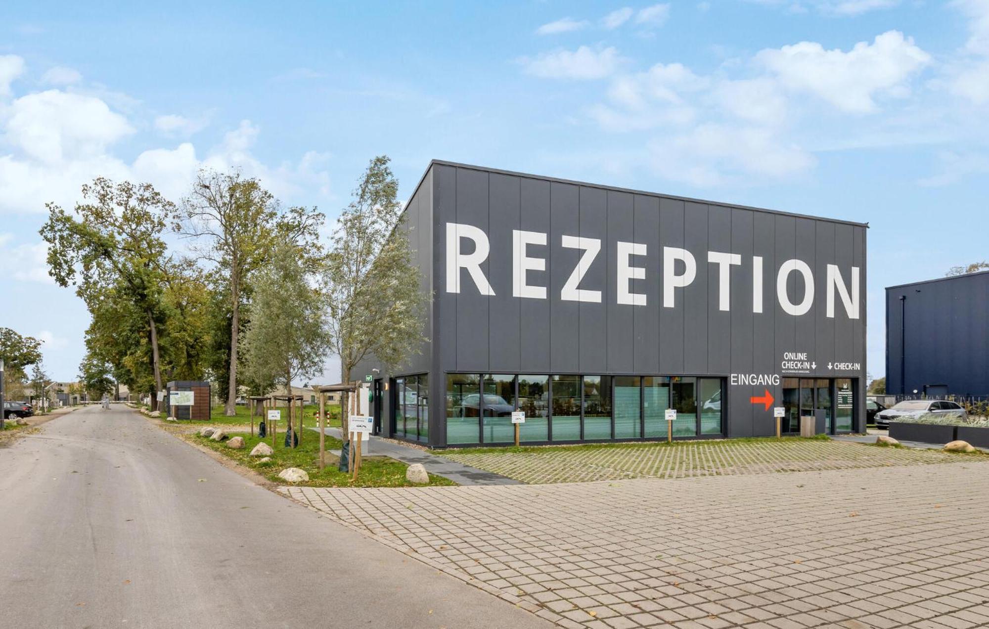 Gorgeous Home In Lembruch-Duemmer See With Kitchen Esterno foto